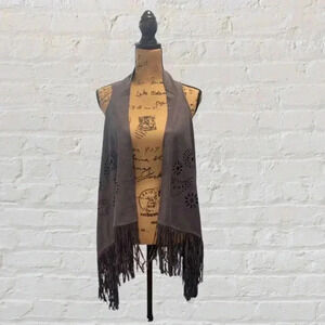 Saachi Vegan Suede Laser Cut Fringe Vest - Gray